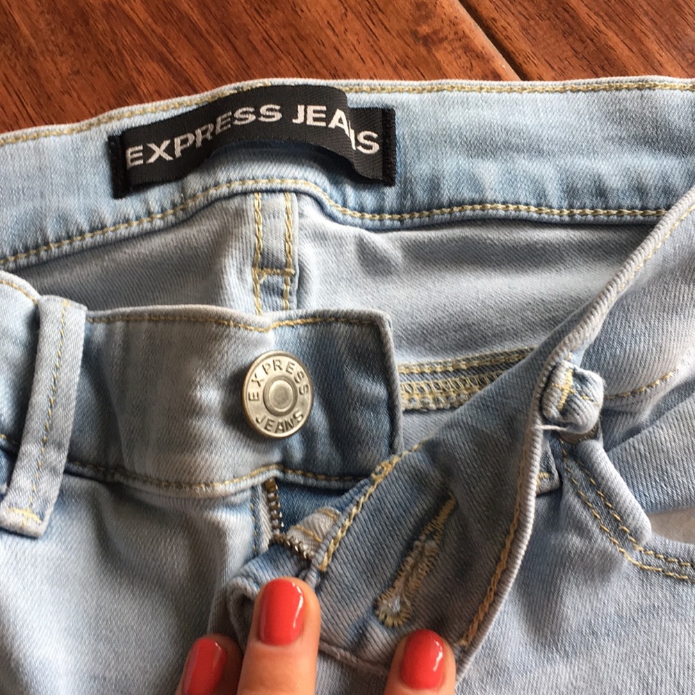 Express Skinny Ripped Jeans - Picture 3 of 3